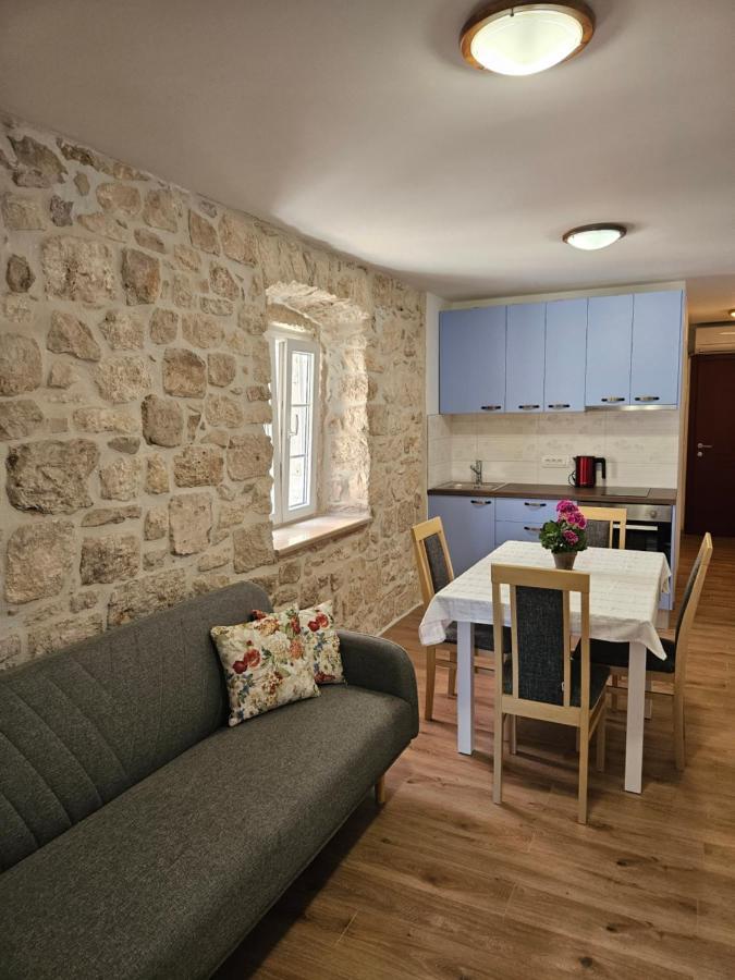 Apartman Eli Supetar Luaran gambar