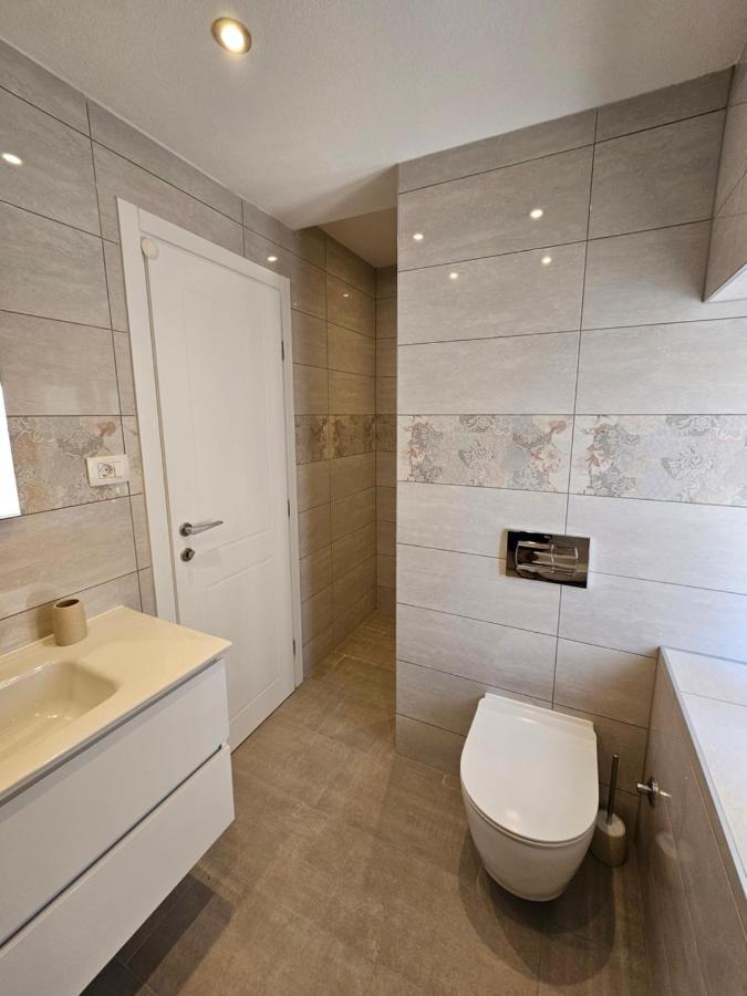 Apartman Eli Supetar Luaran gambar