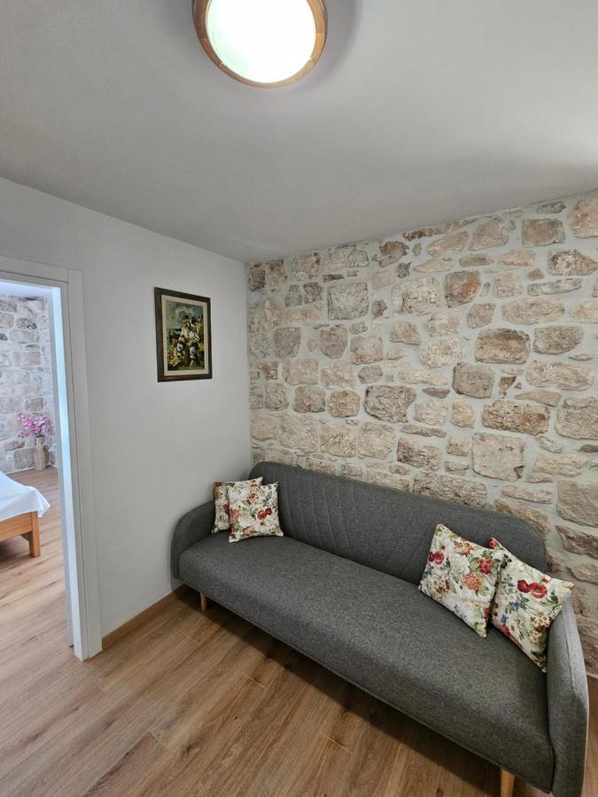 Apartman Eli Supetar Luaran gambar